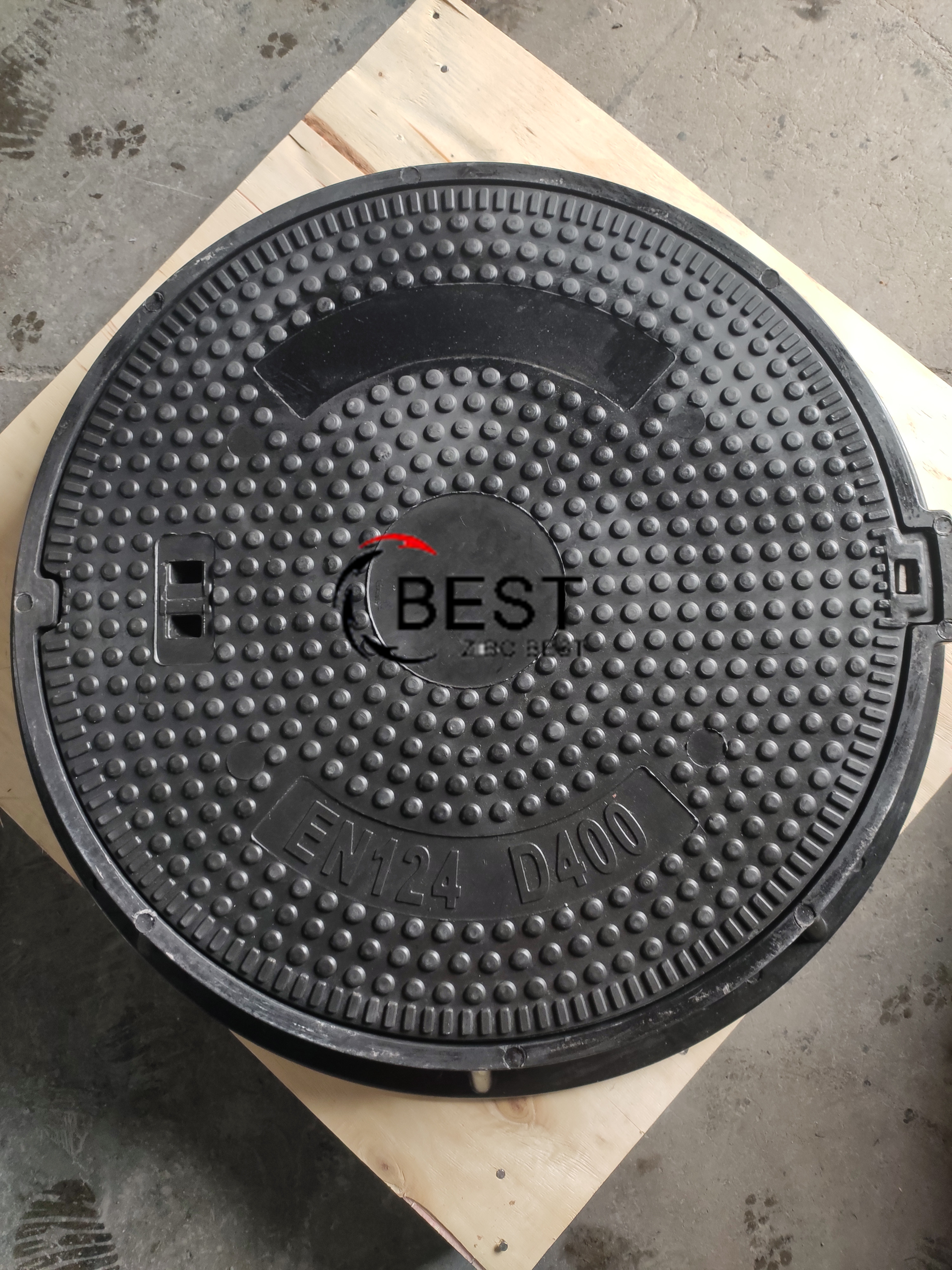 重型高分子樹脂SMC井蓋的特點(diǎn)